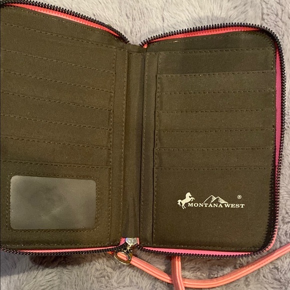 Montana West Coral Leather Crossbody with Embroidered Skull - Picture 6 of 7